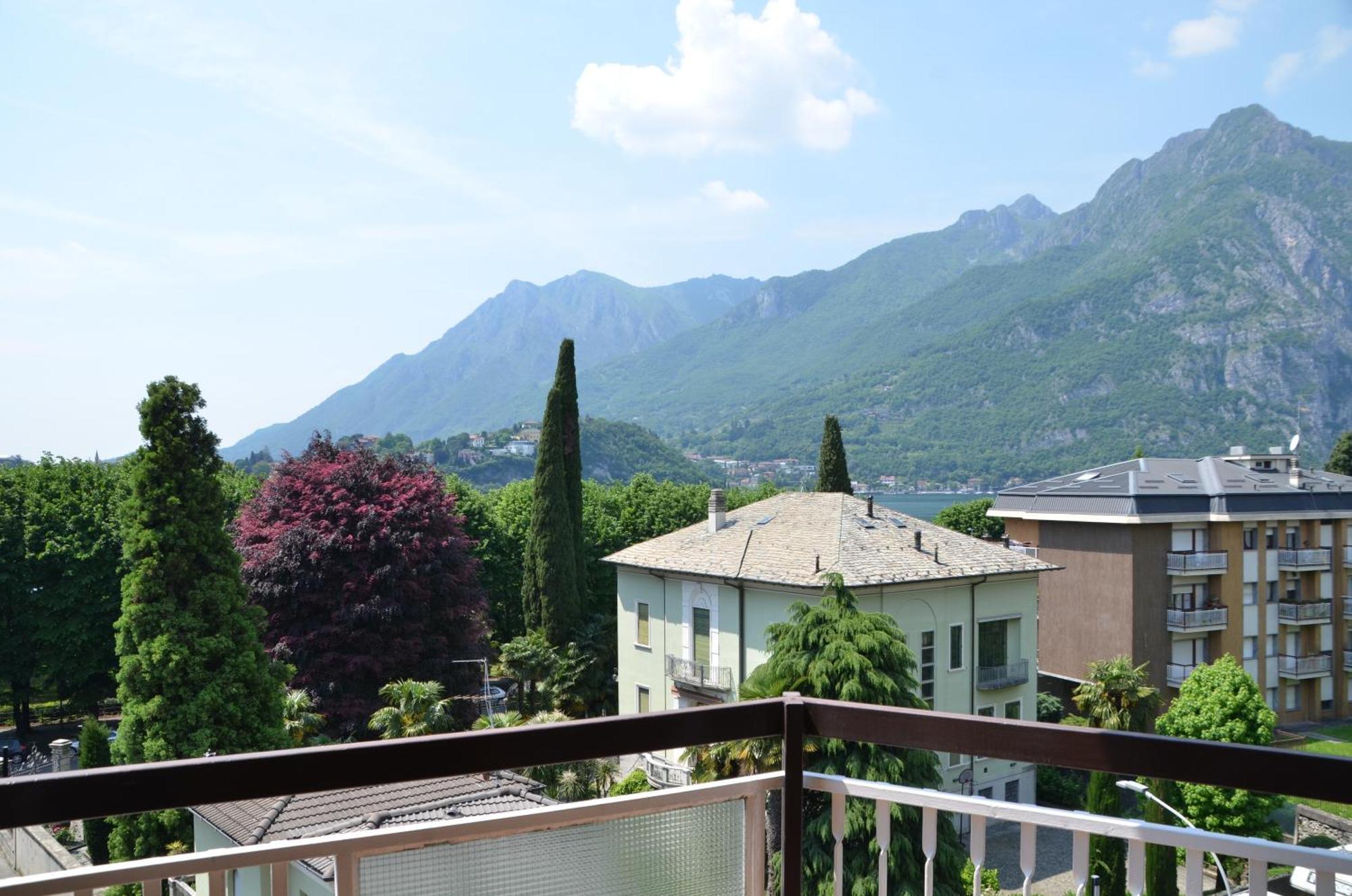 Big Romantic Lake View & Terrace Apartment Lecco Ngoại thất bức ảnh